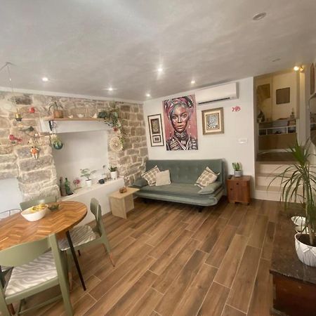 Apartman Oleandar Kaštela Buitenkant foto