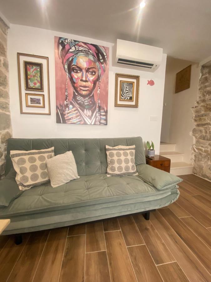 Apartman Oleandar Kaštela Buitenkant foto