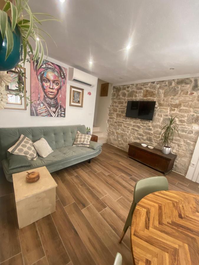 Apartman Oleandar Kaštela Buitenkant foto