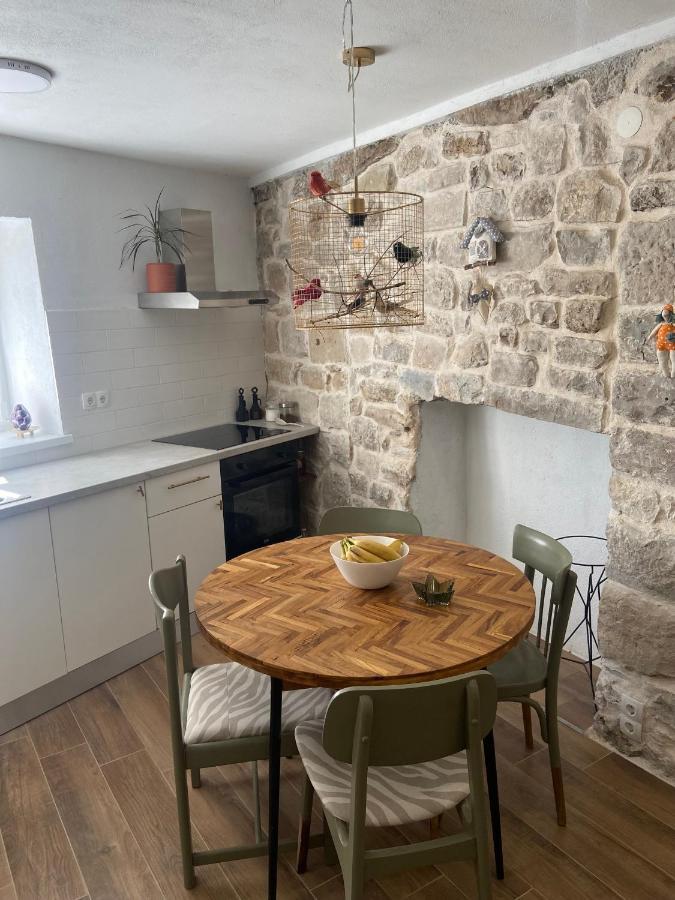 Apartman Oleandar Kaštela Buitenkant foto