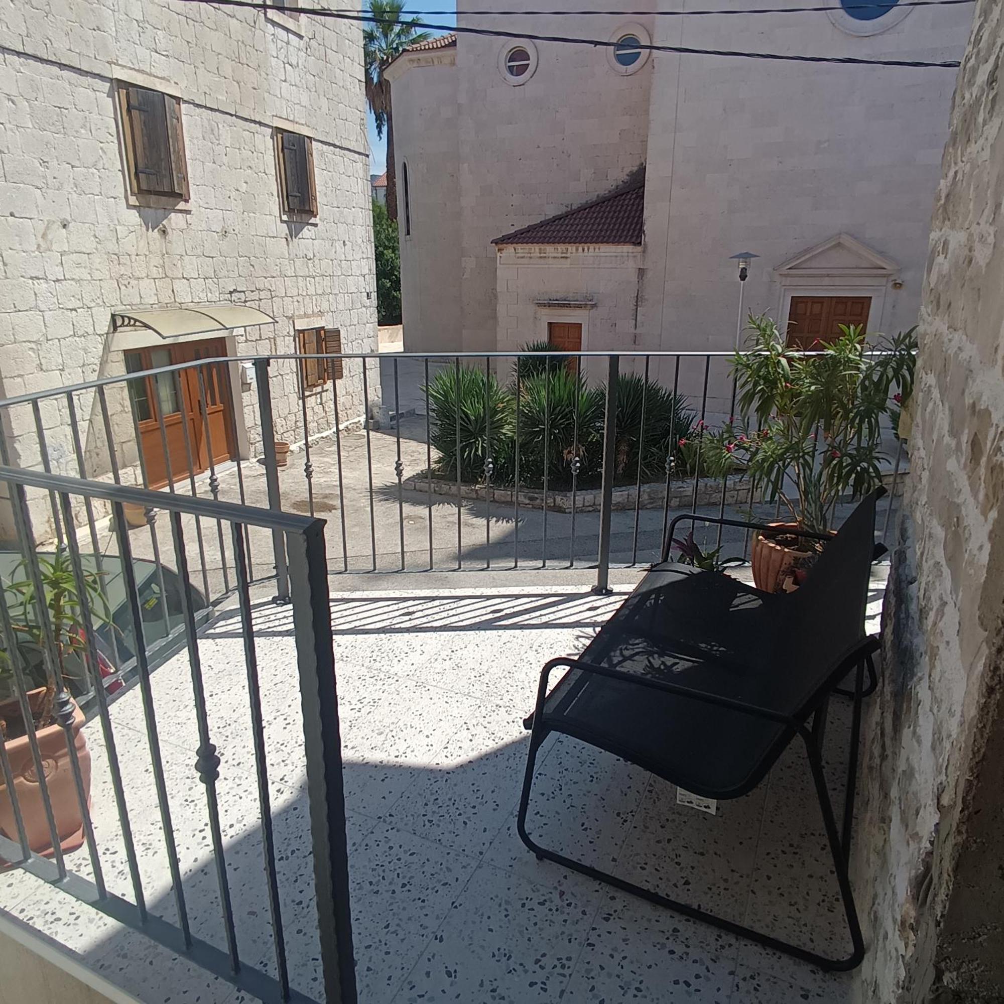 Apartman Oleandar Kaštela Buitenkant foto